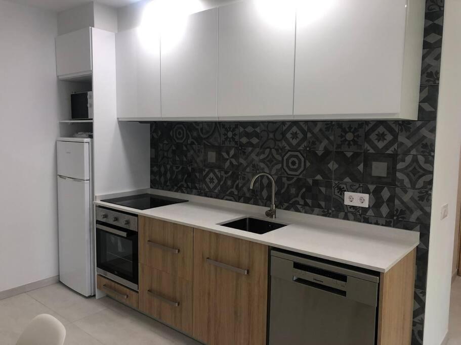 Acogedor Apartamento A 100 Mtr De La Playa, 1 Dormitorio Y Salon Con Sofa Cama Oropesa del Mar Extérieur photo